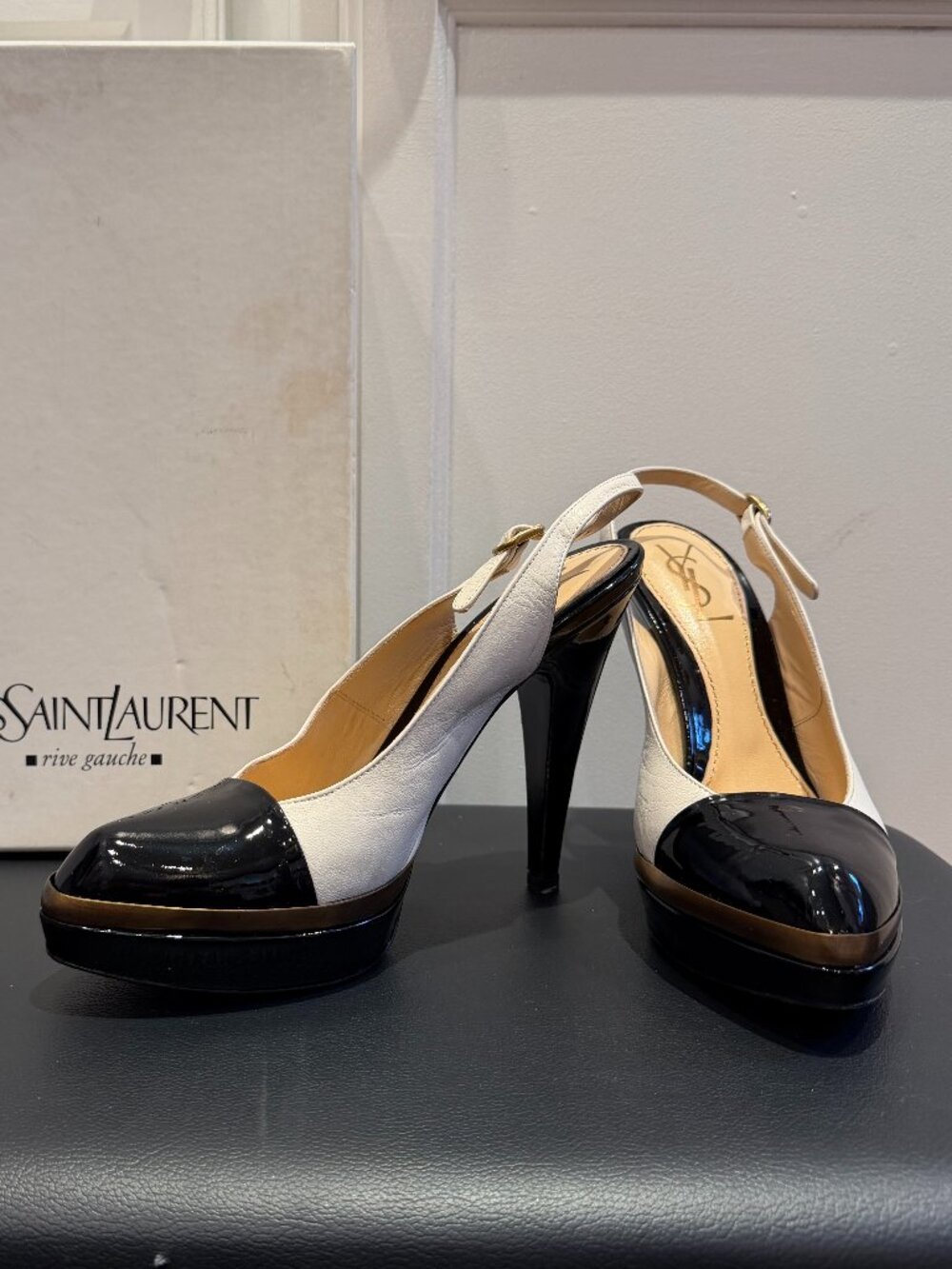 Yves Saint Laurent High Heels Sz 38 Black Patent Leather Gold Rim Slingback